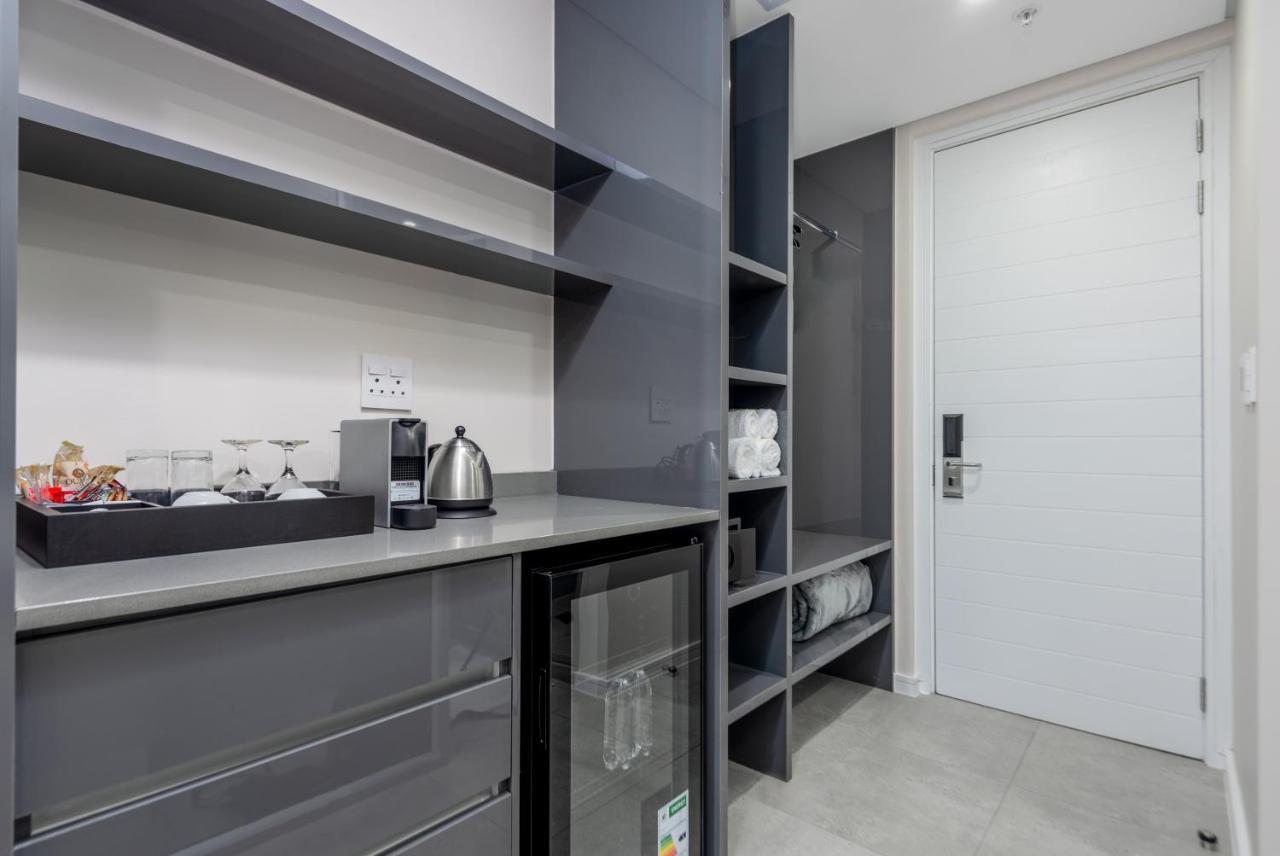 Reserved Suites Illovo Johannesburg Kültér fotó