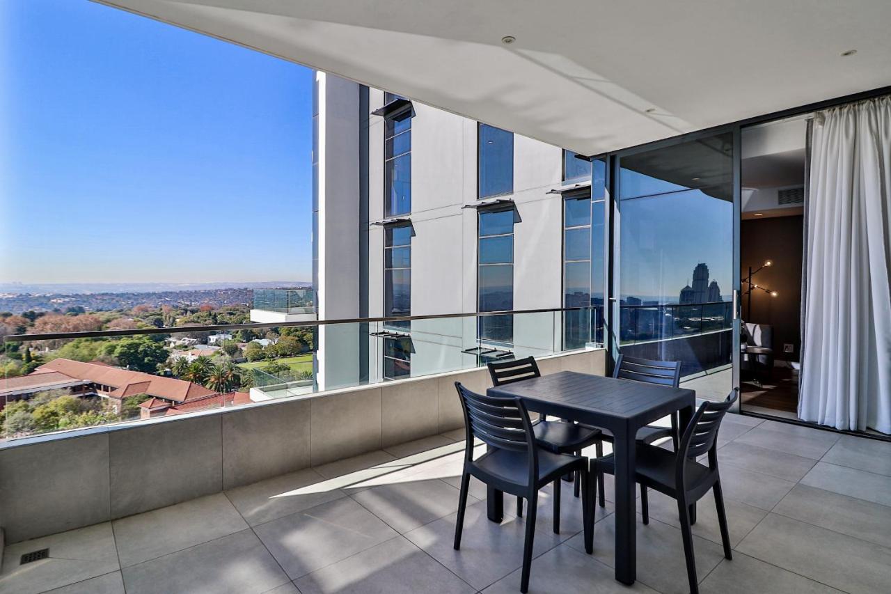Reserved Suites Illovo Johannesburg Kültér fotó