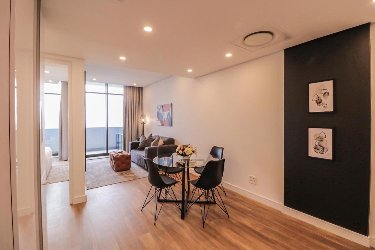 Reserved Suites Illovo Johannesburg Kültér fotó