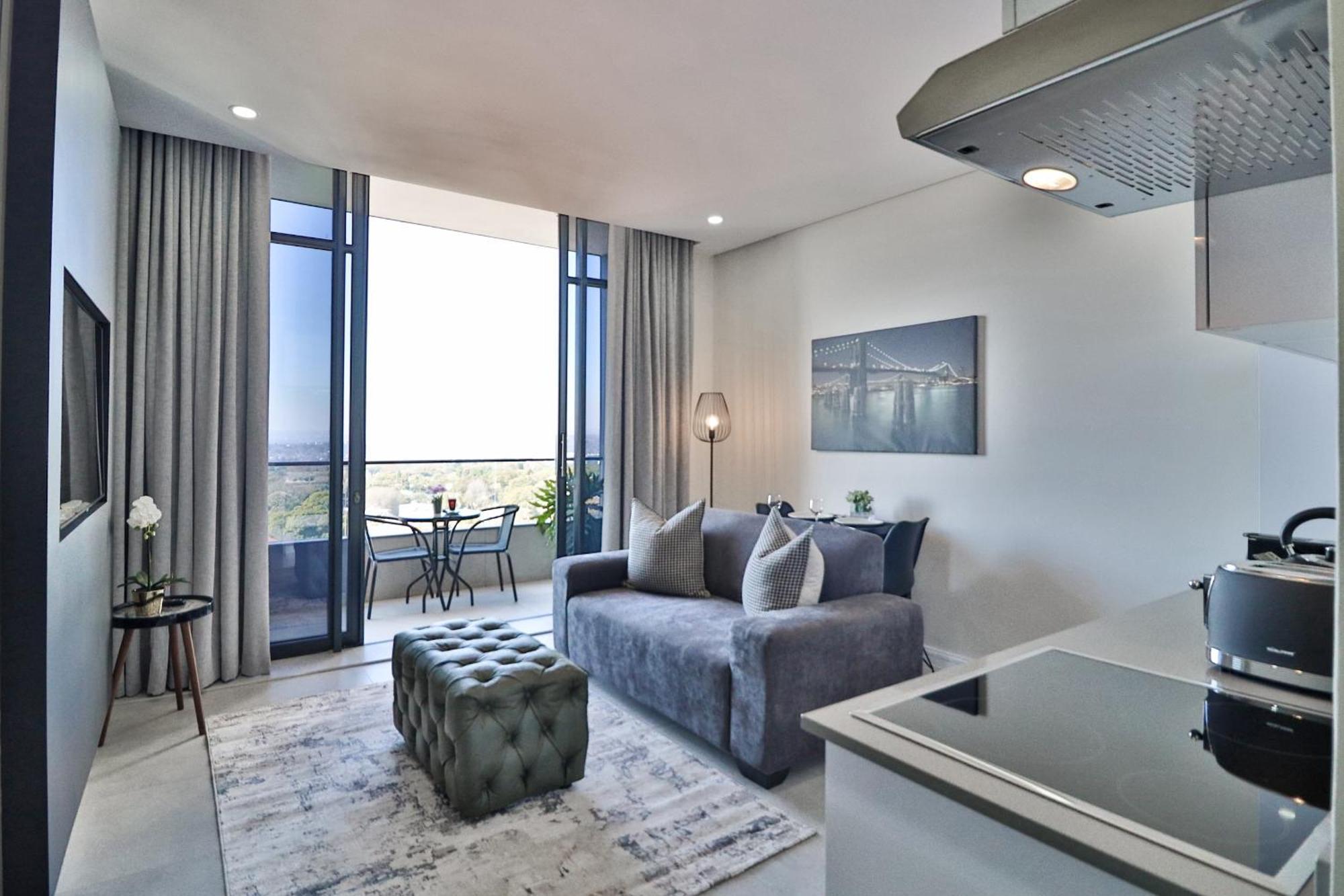 Reserved Suites Illovo Johannesburg Kültér fotó